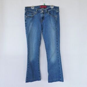 Levi's 524 Jr. size 5 Too Super Love Stretch Washed Jeans